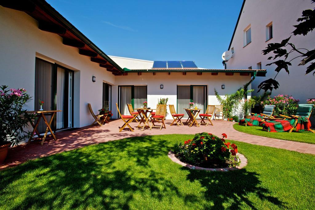 Hotel Gastehaus Samira Purbach am Neusiedlersee Exteriér fotografie